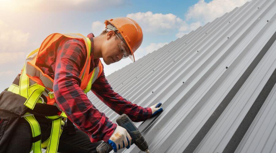 Professional Emergency Roof Repairs services in Central City, KY